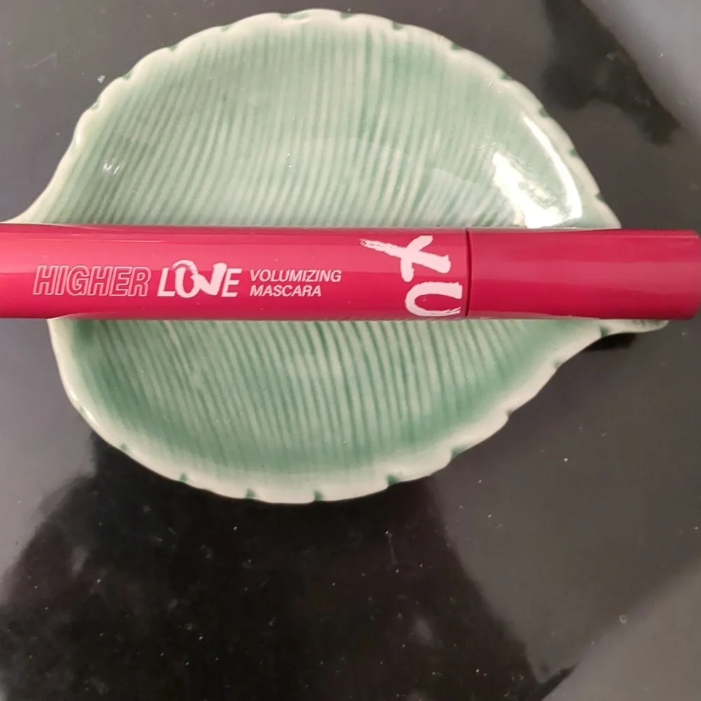 Volumizing Mascara